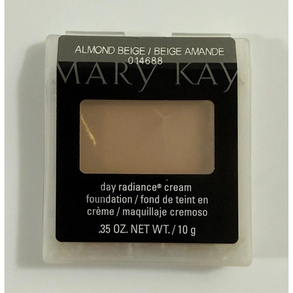 Mary Kay Day Radiance Cream Foundation Women 0.35 oz Almond Beige 014688
